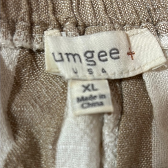 Umgee High Waist Tan and White Striped Shorts - Picture 2 of 5